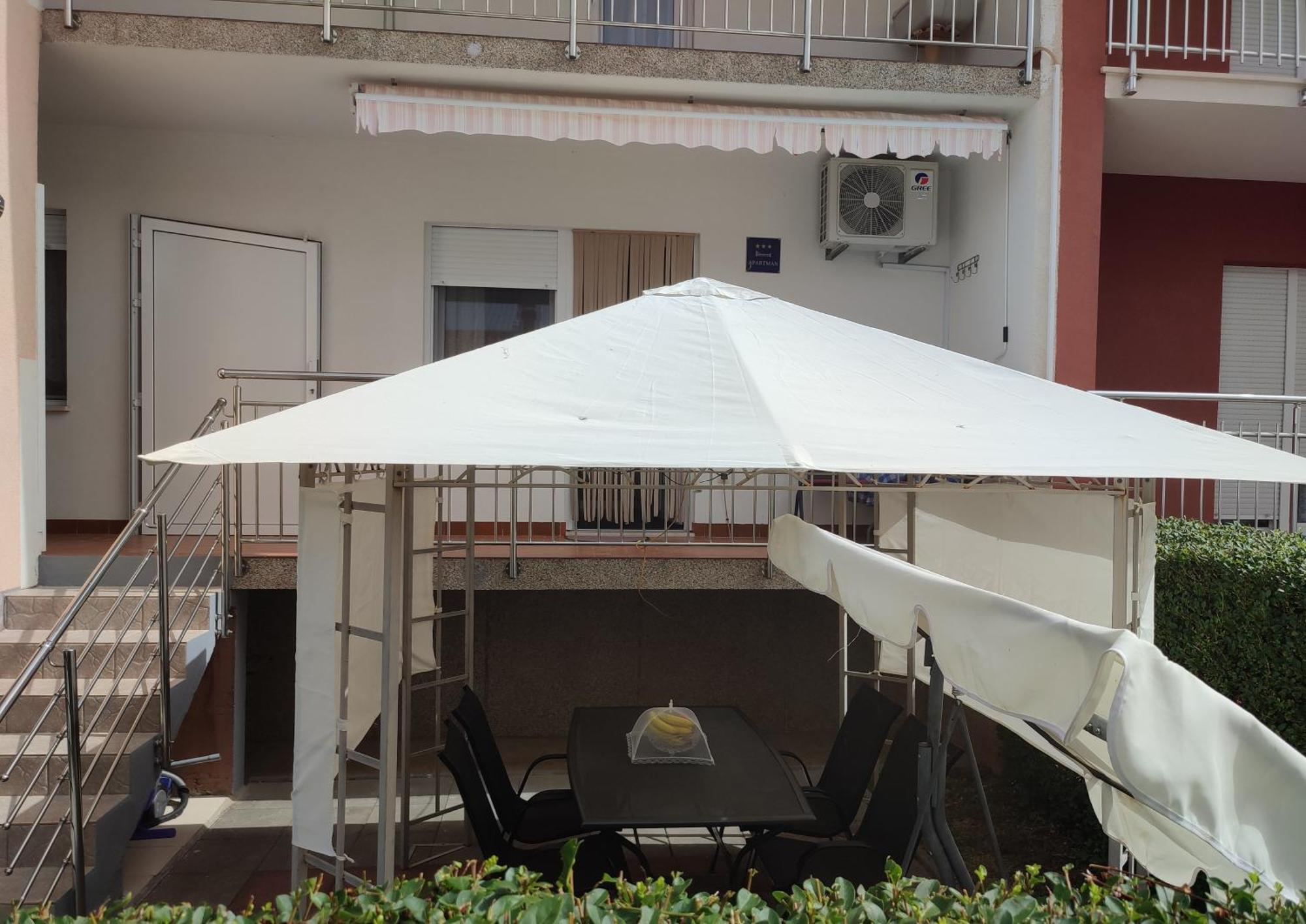 Angelina Apartman Kaštela 外观 照片