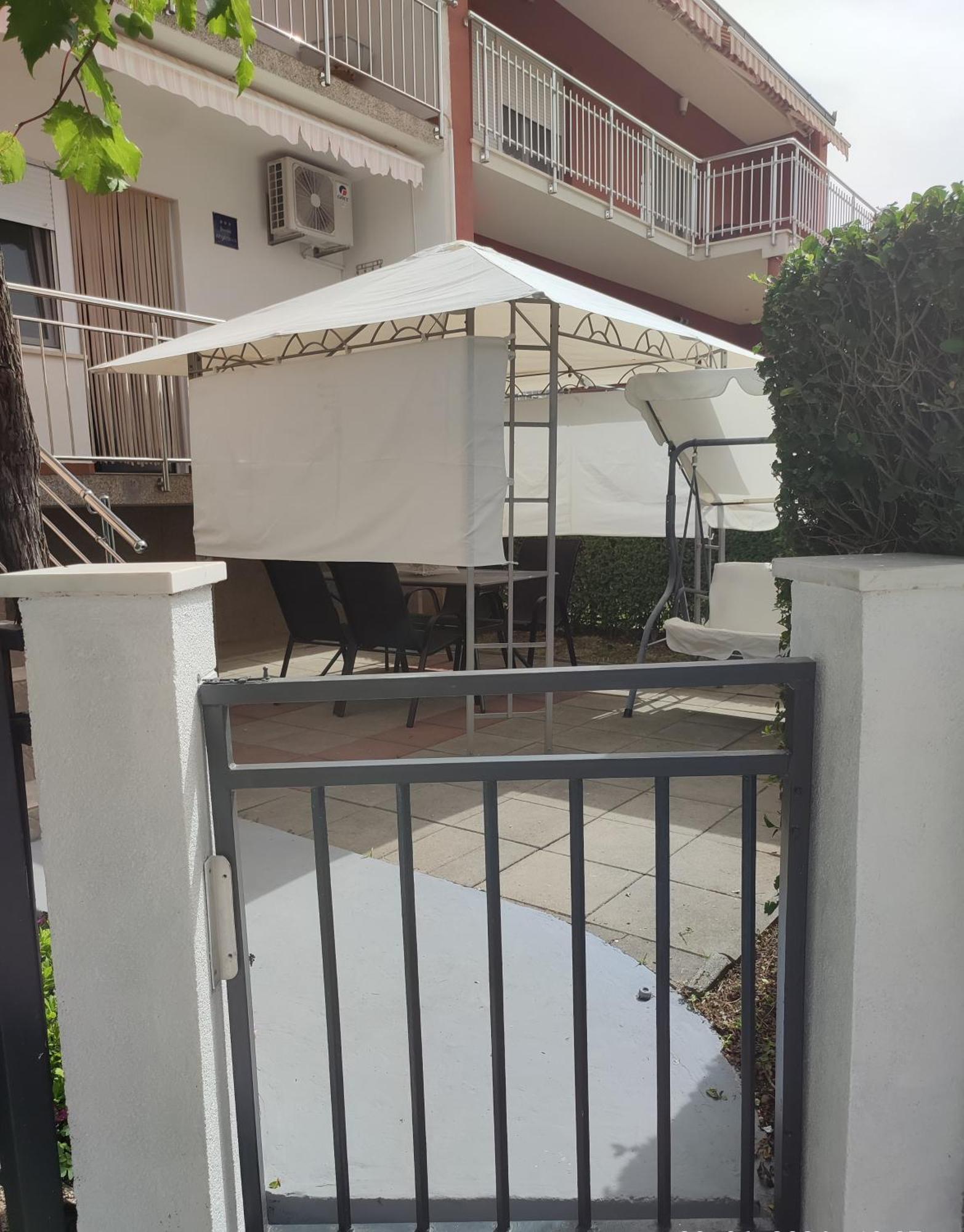 Angelina Apartman Kaštela 外观 照片